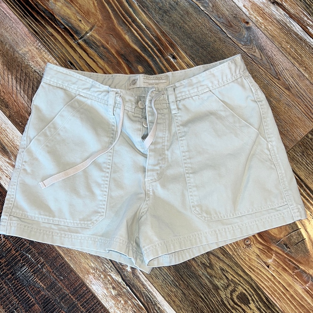 90’s American Eagle high waisted Cargo shorts